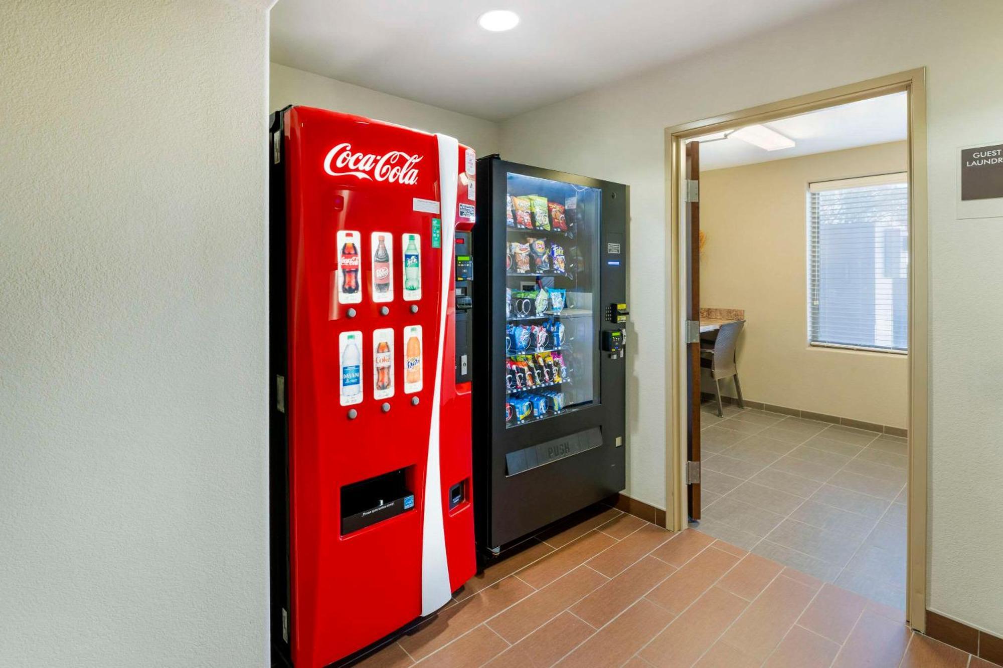 Sleep Inn & Suites Carlsbad Caverns Area מראה חיצוני תמונה